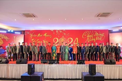 1.000 kiều bào trên khắp Thái Lan chung vui 'Xuân quê hương, Tết sum vầy'