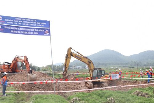 Mùa Xuân đặc biệt trên công trường dự án đường dây 500kV mạch 3 Quảng Trạch – Phố Nối
