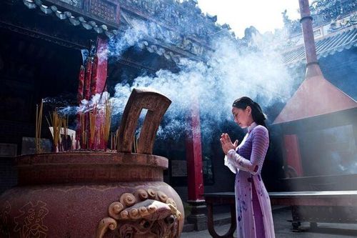 Vì sao tháng 1 âm lịch được gọi là tháng Giêng?