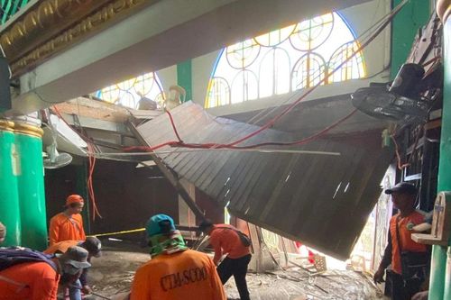 Sập sàn nhà thờ Công giáo tại Philippines khiến 47 người bị thương