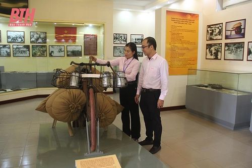 'Chia lửa' với chiến trường Điện Biên
