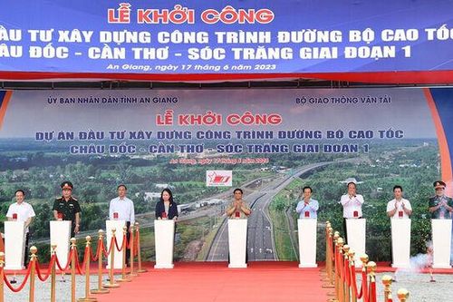 Diện mạo mới Thành phố Châu Đốc 10 năm xây dựng và phát triển