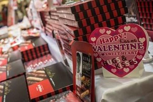 Giá chocolate trong Ngày Lễ tình nhân năm nay cao nhất trong nhiều năm vì thiếu nguồn cung cacao