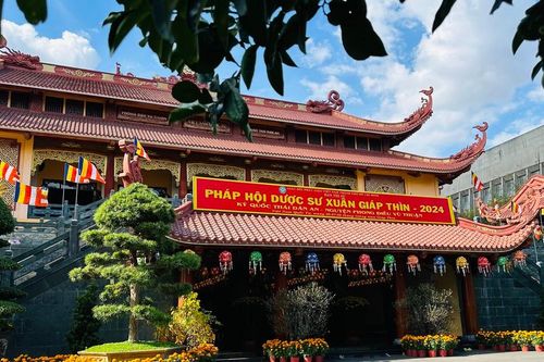 7g30 sáng mai mồng 6 Tết: Khai đàn Pháp hội Dược Sư tại Việt Nam Quốc Tự