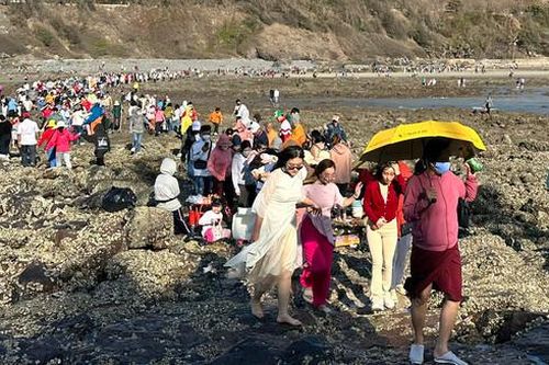 Bà Rịa - Vũng Tàu: Đông đảo khách du lịch đổ về du xuân