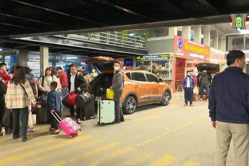 Vận tải tăng kết nối, đón người dân trở lại Hà Nội