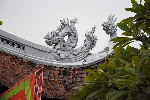Ngắm gần 400 con rồng chạm khắc tinh xảo trong ngôi đình cổ ở trung tâm đất Cảng