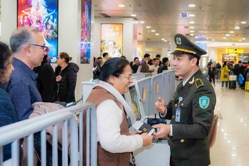 Sân bay Nội Bài phục vụ hơn 550.000 lượt hành khách dịp Tết Nguyên đán