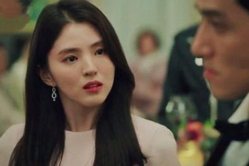 Bảo vệ hôn nhân trước sóng gió: 4 tín hiệu cảnh báo cần sự nhạy bén của các ông chồng