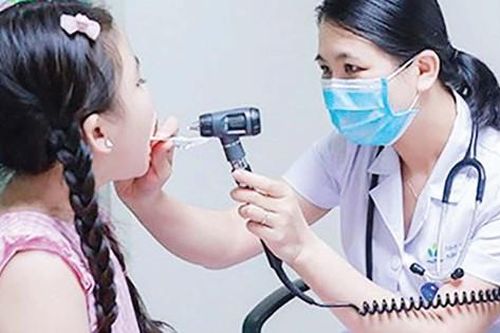 Mang ánh sáng cho mầm xanh vươn lên