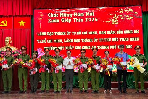 Khen thưởng các đơn vị phá vụ cô gái bị sát hại ở TP.HCM dịp Tết