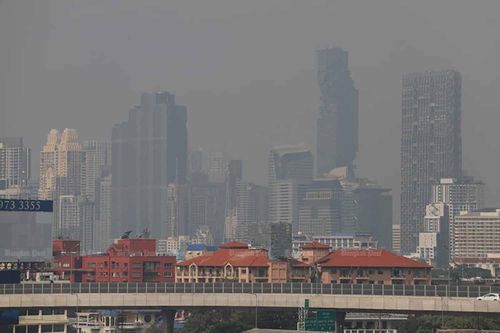 Bangkok kêu gọi cư dân ở trong nhà