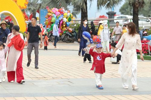 Du lịch Đà Nẵng 'bội thu' dịp Tết Nguyên đán Giáp Thìn 2024
