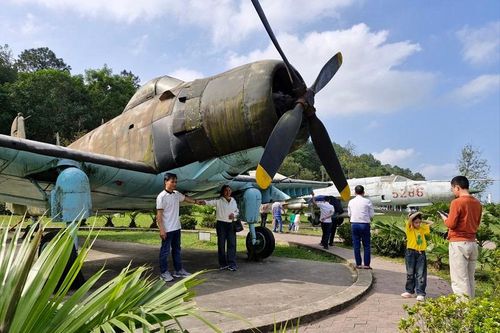 Hà Tĩnh: Khách du Xuân nô nức về cõi thiêng Đồng Lộc