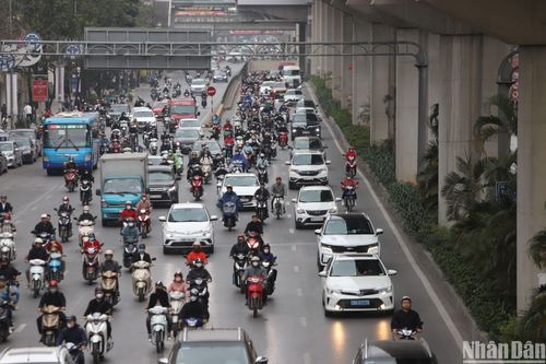 Nhiều tuyến đường ùn tắc ngày đầu đi làm sau kỳ nghỉ lễ