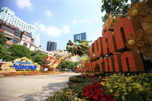 Du lịch TPHCM thu hơn 6.500 tỷ đồng dịp Tết