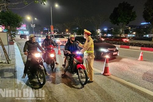 Ninh Bình xử lý trên 1.000 trường hợp vi phạm trật tự an toàn giao thông dịp Tết Nguyên đán 2024