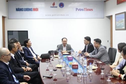 Lãnh đạo Hội DKVN thăm và chúc Tết Tạp chí Năng lượng Mới - PetroTimes