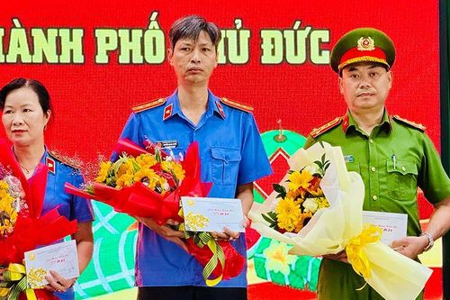 Khen thưởng lực lượng công an phá án vụ cô gái mất tích ở TP Thủ Đức