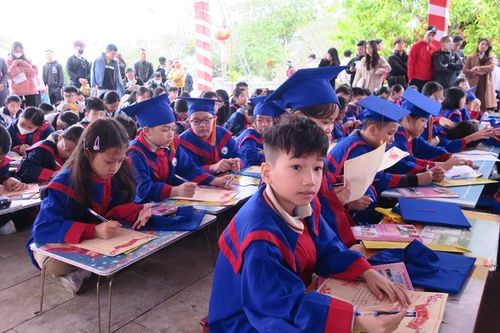 Rộn ràng Lễ hội Khai bút đầu xuân tại Hải Phòng