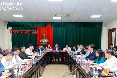 Chủ tịch UBND tỉnh Nguyễn Đức Trung tiếp công dân định kỳ tháng 2/2024