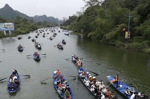 Khai hội chùa Hương Xuân Giáp Thìn 2024