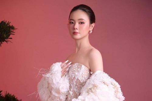 Vẻ đẹp 'không tì vết' của diễn viên Midu