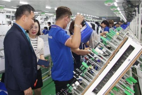Thị trường lao động nhộn nhịp sau Tết