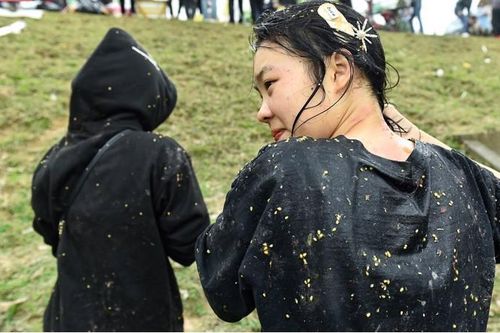 Phiên chợ cầu may độc nhất vô nhị tại Thanh Hóa