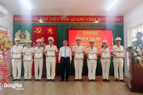 Công an huyện Xuân Lộc dẫn đầu phong trào thi đua Vì an ninh Tổ quốc cấp cơ sở