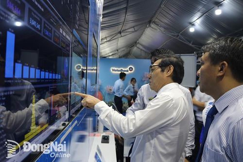 Ban hành kế hoạch chuyển đổi số năm 2024