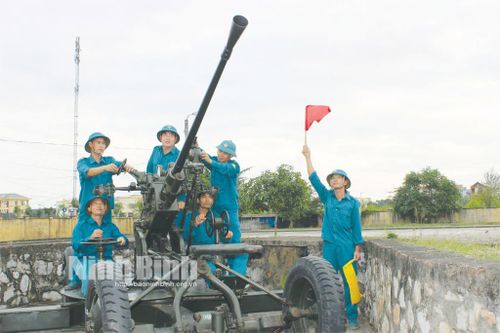 Chắc tay súng mùa Xuân
