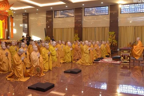 Khánh tuế Đức Pháp chủ và họp mặt tân niên Ban Trị sự GHPGVN TP.HCM