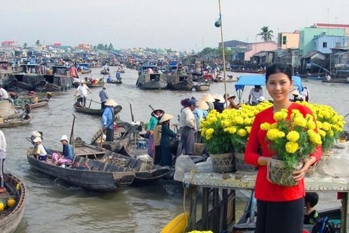 Nụ cười em thuyền hoa