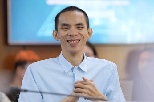 'Sách định hướng phát triển bản thân rất quan trọng với học sinh'