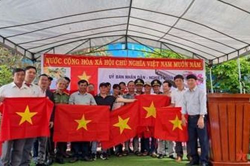 Ngư dân tỉnh Quảng Ngãi tổ chức lễ ra quân đánh bắt hải sản đầu năm