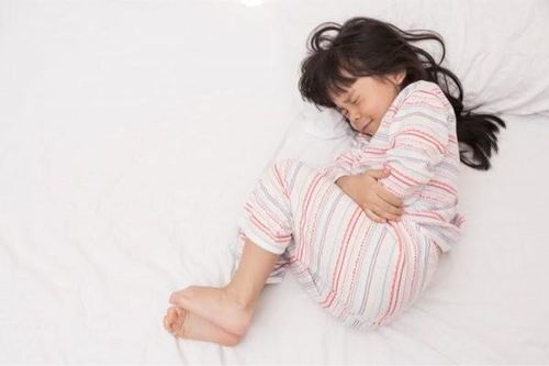Nhận biết sớm các dấu hiệu trẻ bị xuất huyết tiêu hóa