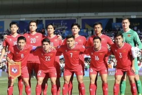 Tuyển Việt Nam chính thức mất ngôi số 1 Đông Nam Á