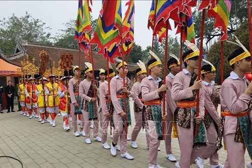Lễ hội đền Mẫu Âu Cơ - nơi cội nguồn dân tộc Việt