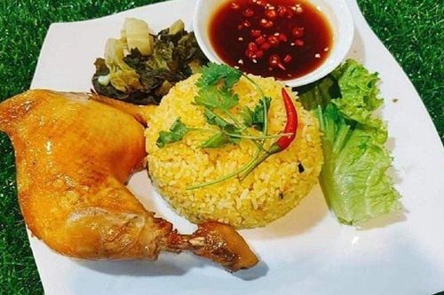 Bí quyết làm món cơm gà Hội An chuẩn vị, thơm ngon