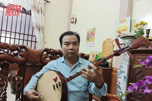 Cuộc dạo chơi nên duyên với chèo