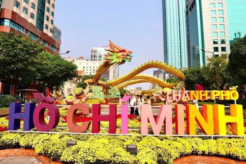 Tết Nguyên đán, TPHCM thu hơn 6.500 tỷ đồng từ du lịch
