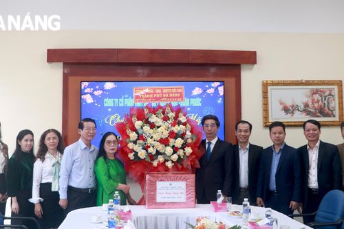 Phó Chủ tịch UBND thành phố Trần Chí Cường thăm, chúc tết các cơ quan, đơn vị, doanh nghiệp nhân dịp năm mới Giáp Thìn 2024