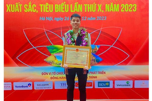 Võ sĩ Ksor Phuk: Trưởng thành nhờ khổ luyện