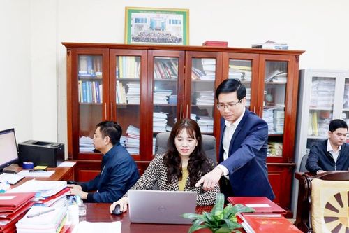 Không để 'đầu năm thong thả, cuối năm tất tả'