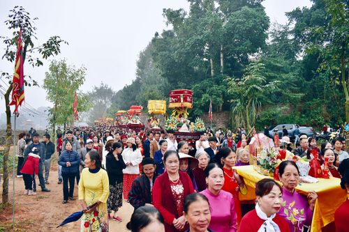 Lễ hội đền Chu Hưng