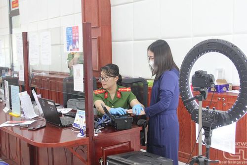 Xung quanh việc cấp đổi căn cước công dân