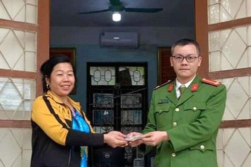 Trả lại gần 4 triệu đồng cho người đánh rơi