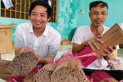 Tình thân ở HTX Tình thương