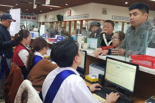Tăng kíp, phân luồng phục vụ khám bệnh sau tết